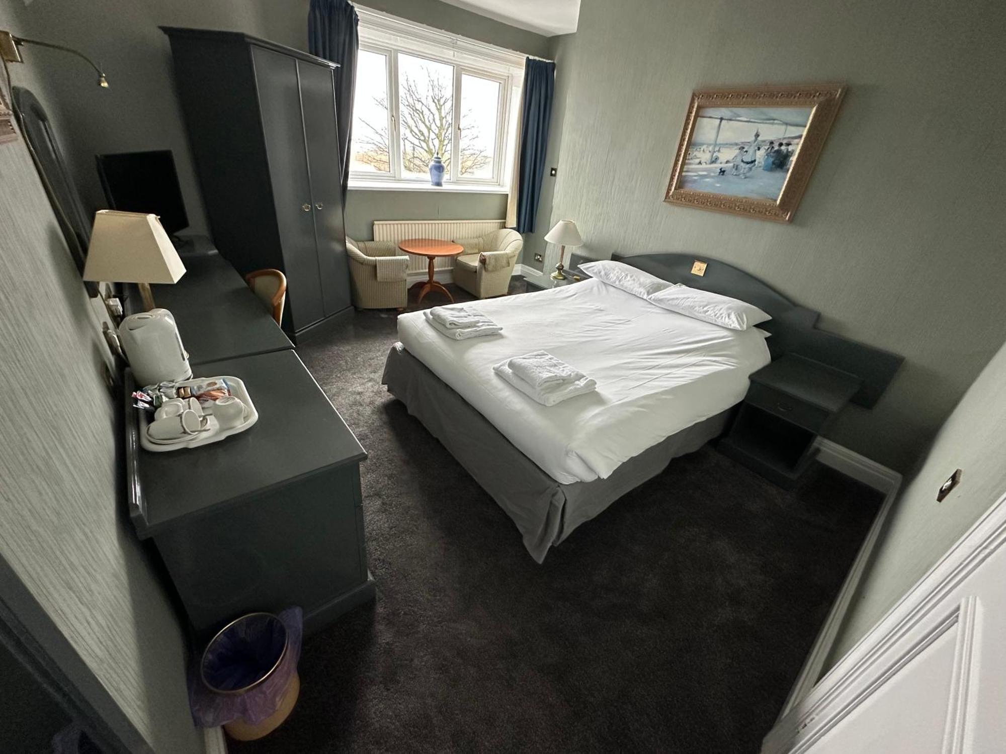 Clarkes Hotel Barrow In Furness Экстерьер фото