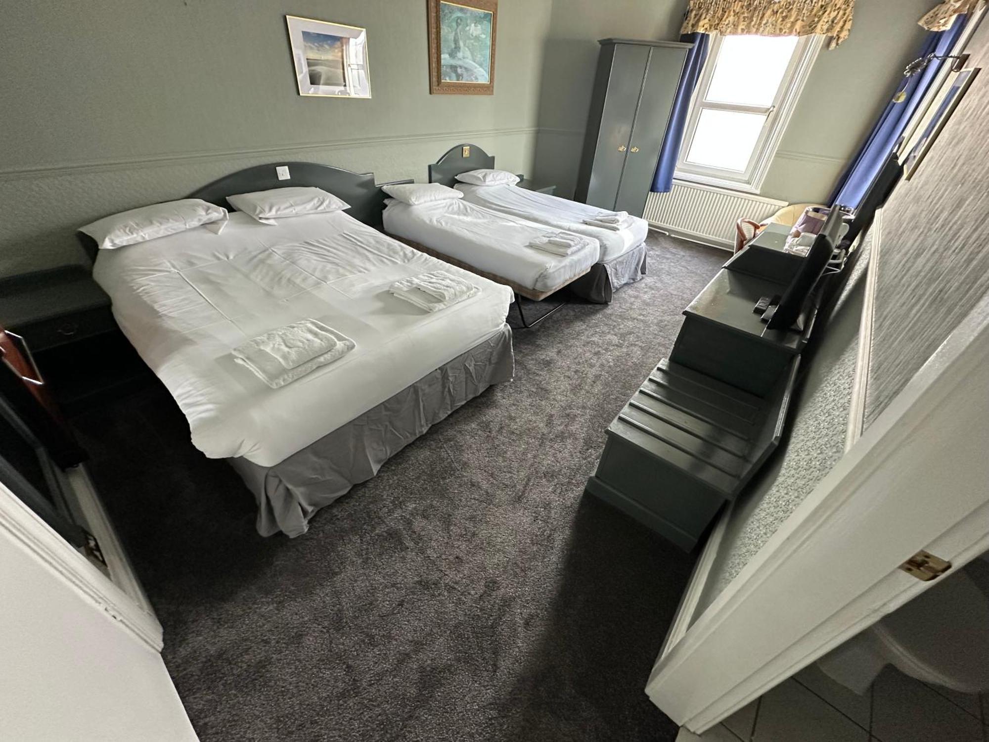 Clarkes Hotel Barrow In Furness Экстерьер фото